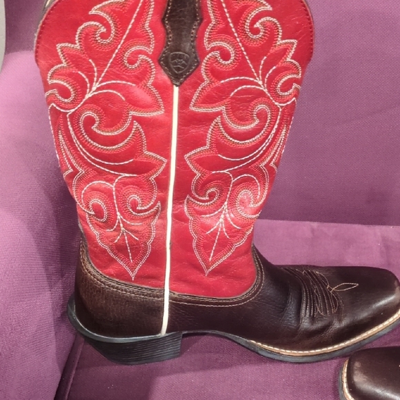 Ariat Red and Brown Heeled Boots - Picture 3 of 10